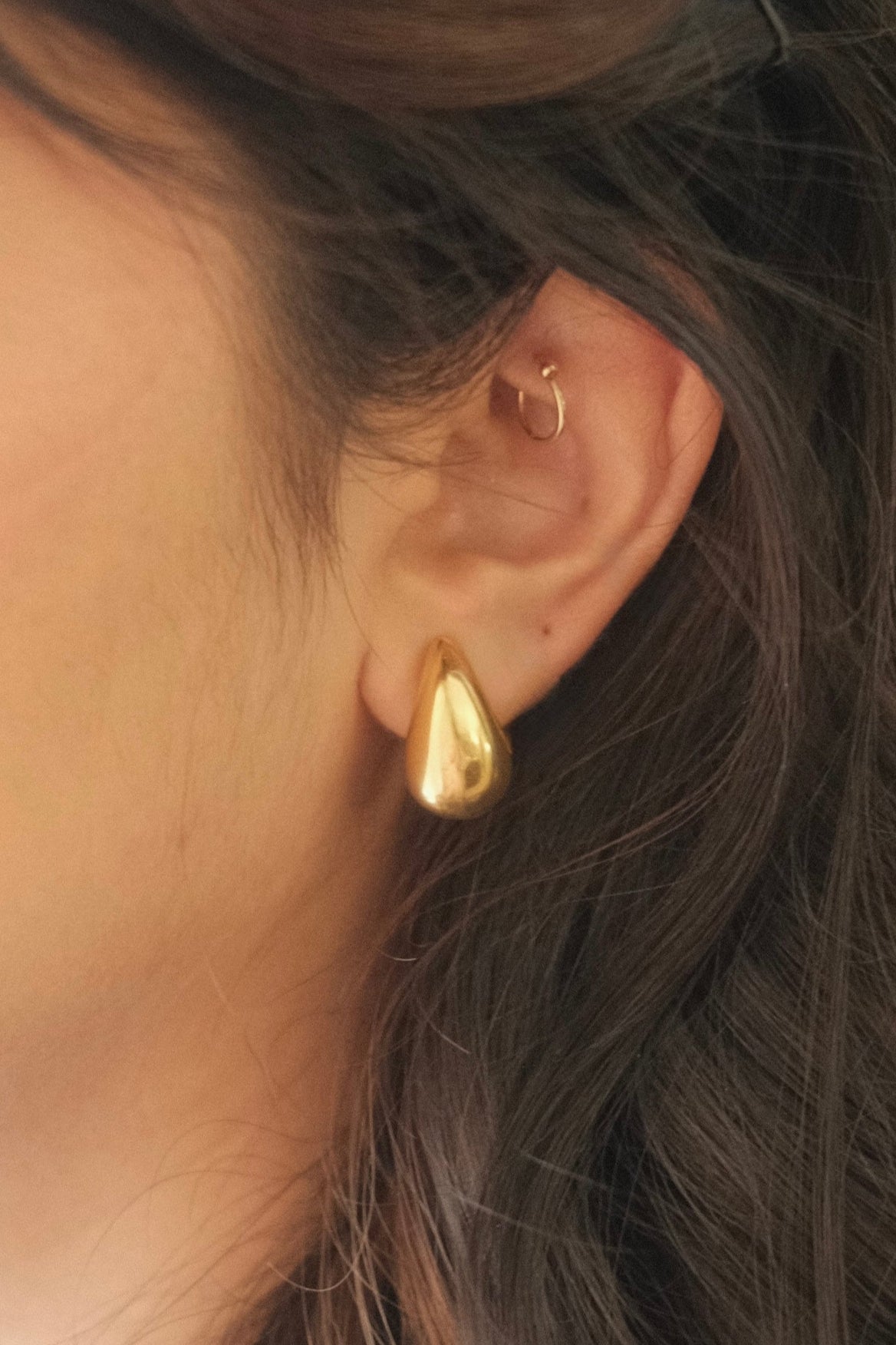 Elara Teardrop 18k Gold earring