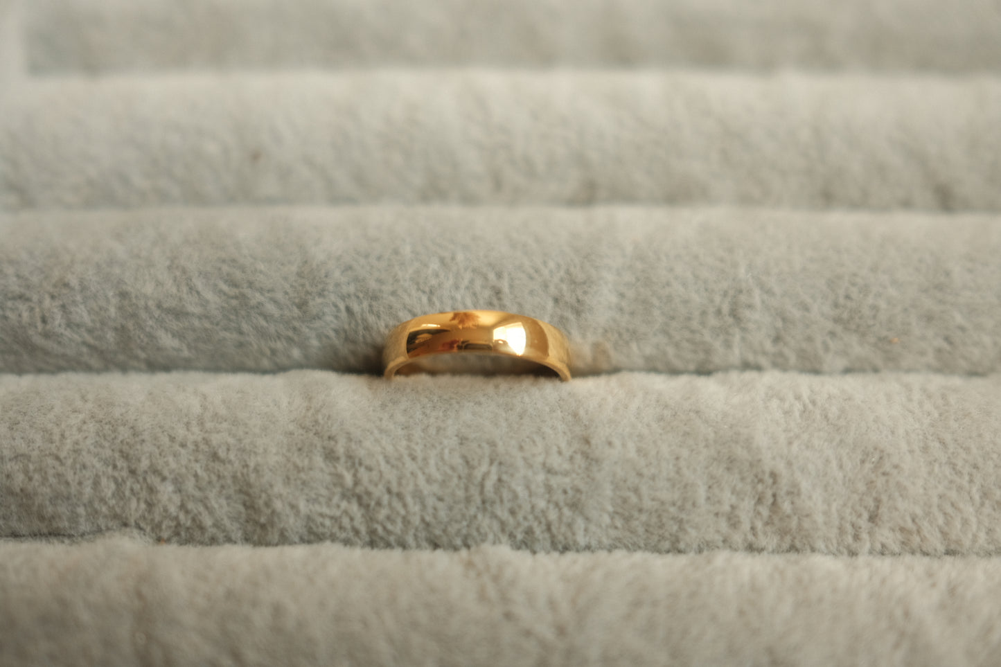 Classic Gold Ring Band 4mm
