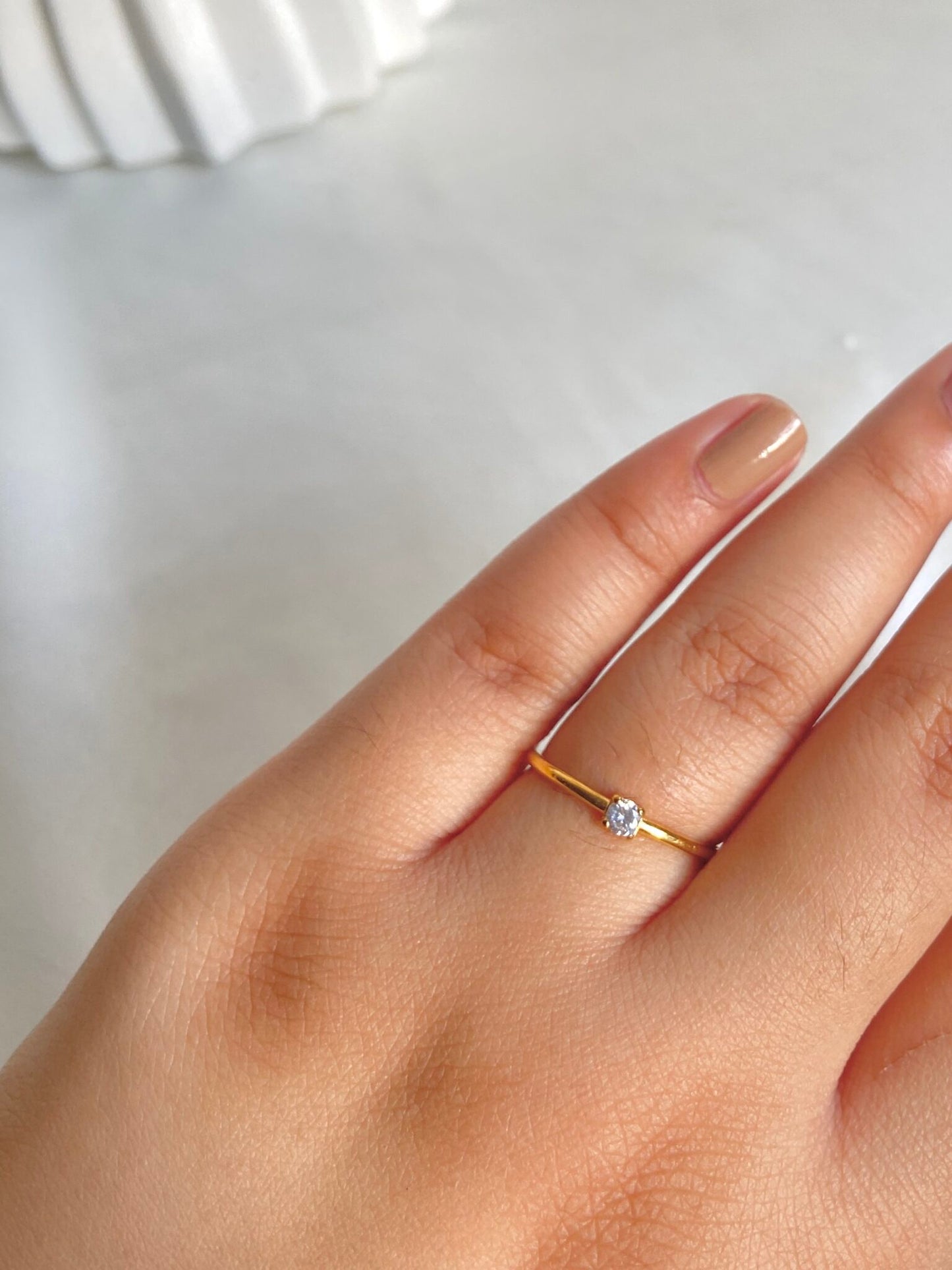 Nova - Minimalist Solitaire Ring