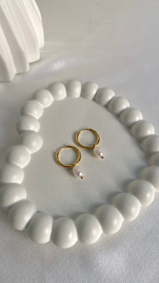 Pearly Hoops