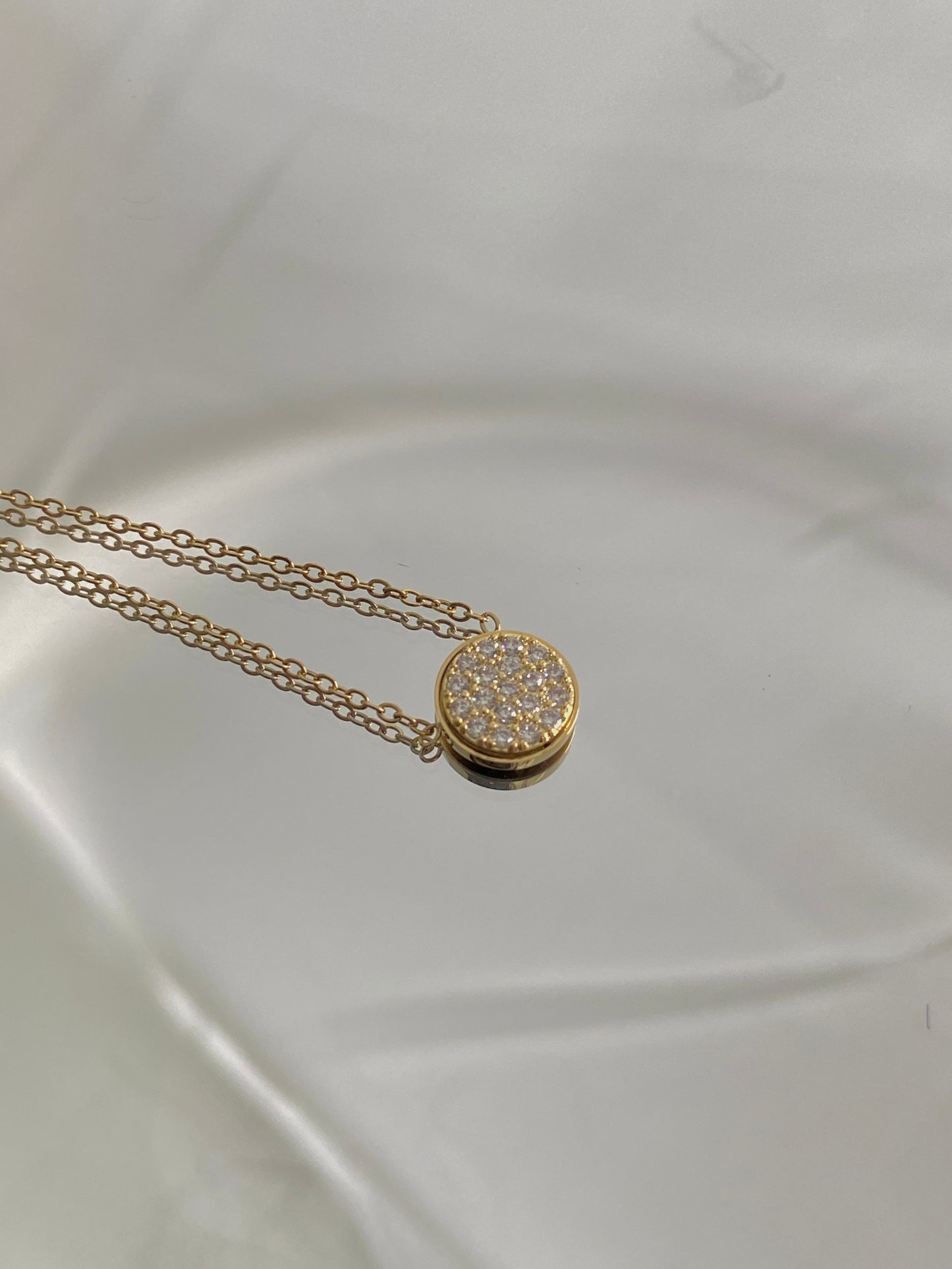 Celestia - Dainty Gold Necklace