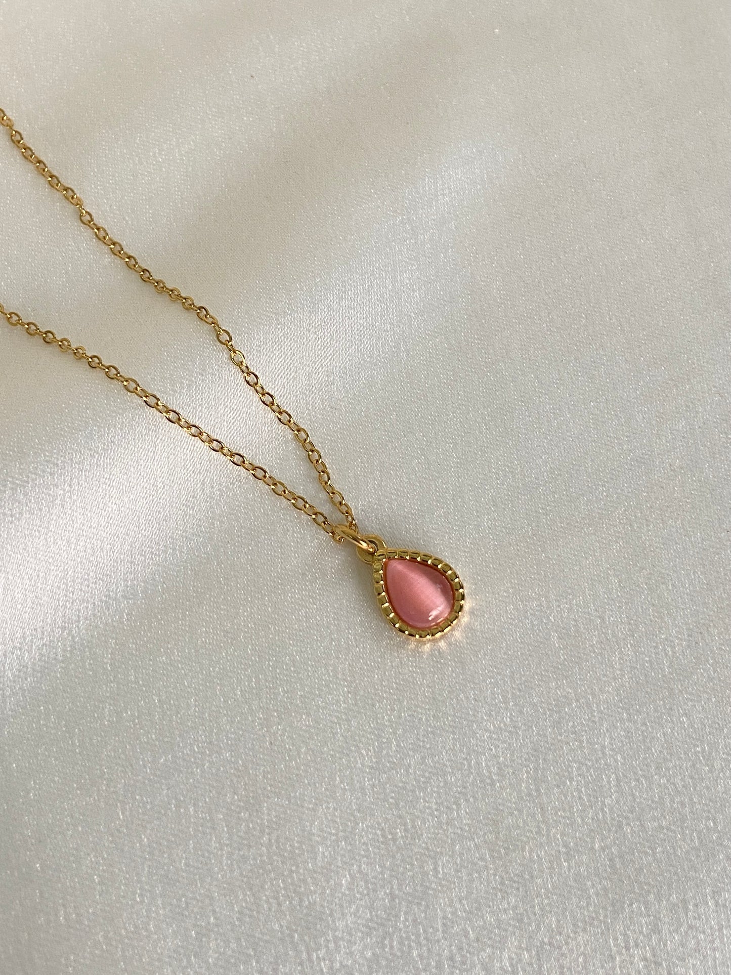 Drop  Pendant Necklace