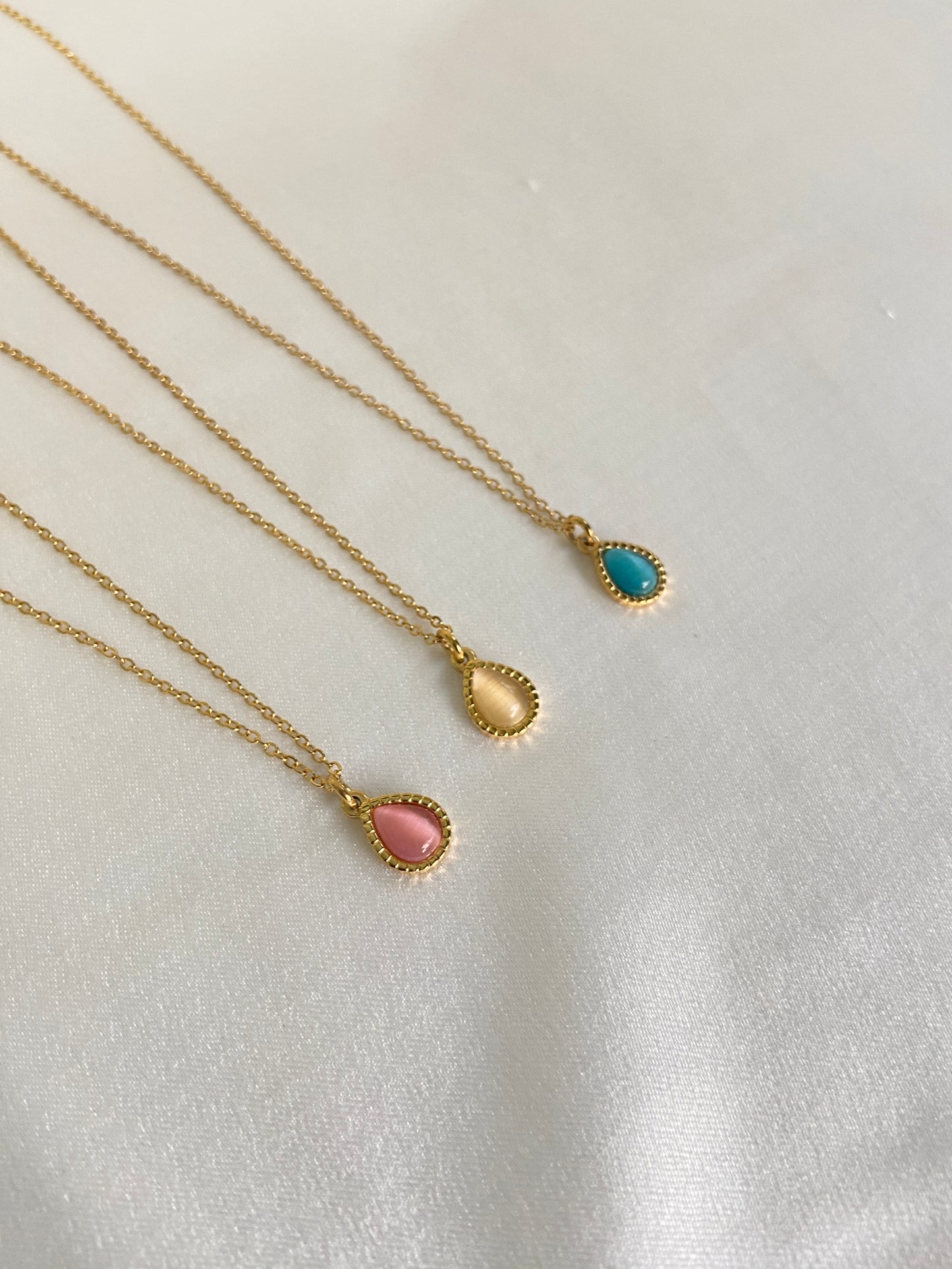 Drop  Pendant Necklace